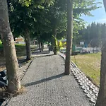 Ukazika Θέρετρο