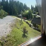 Ukazika Resort *