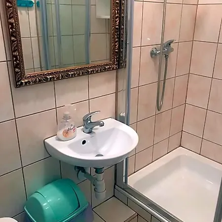 Ukazika Rezort *