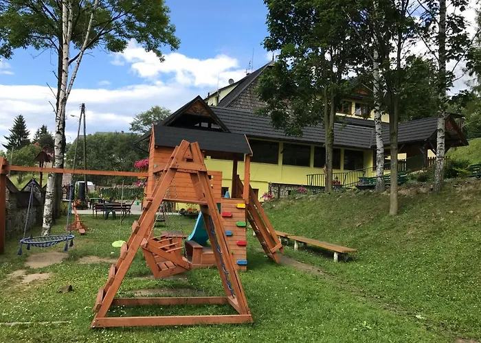 Ukazika Ośrodek wypoczynkowy *