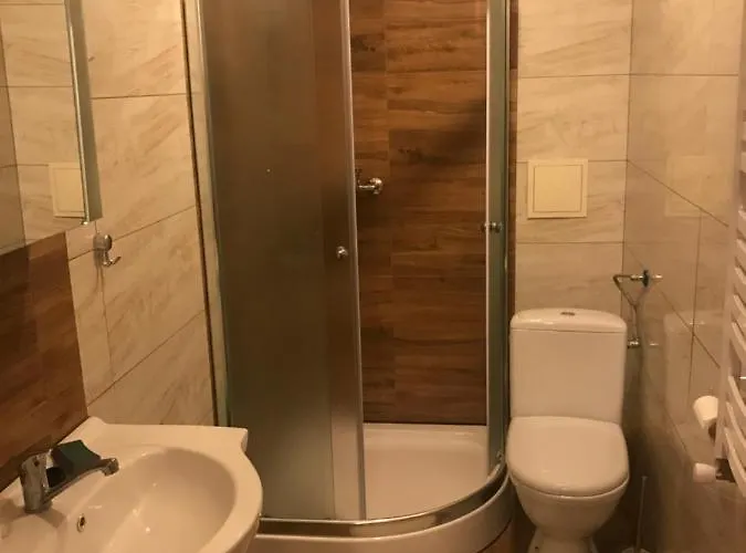 Ukazika Ośrodek wypoczynkowy *